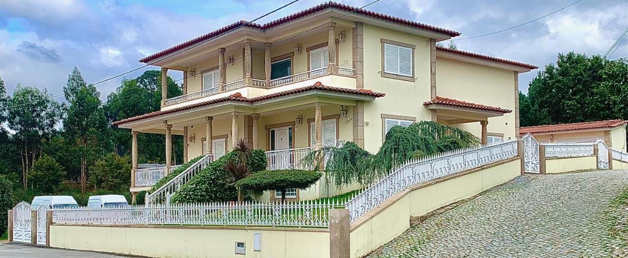 Luxury Guest House Пасуш-де-Феррейра Екстер'єр фото